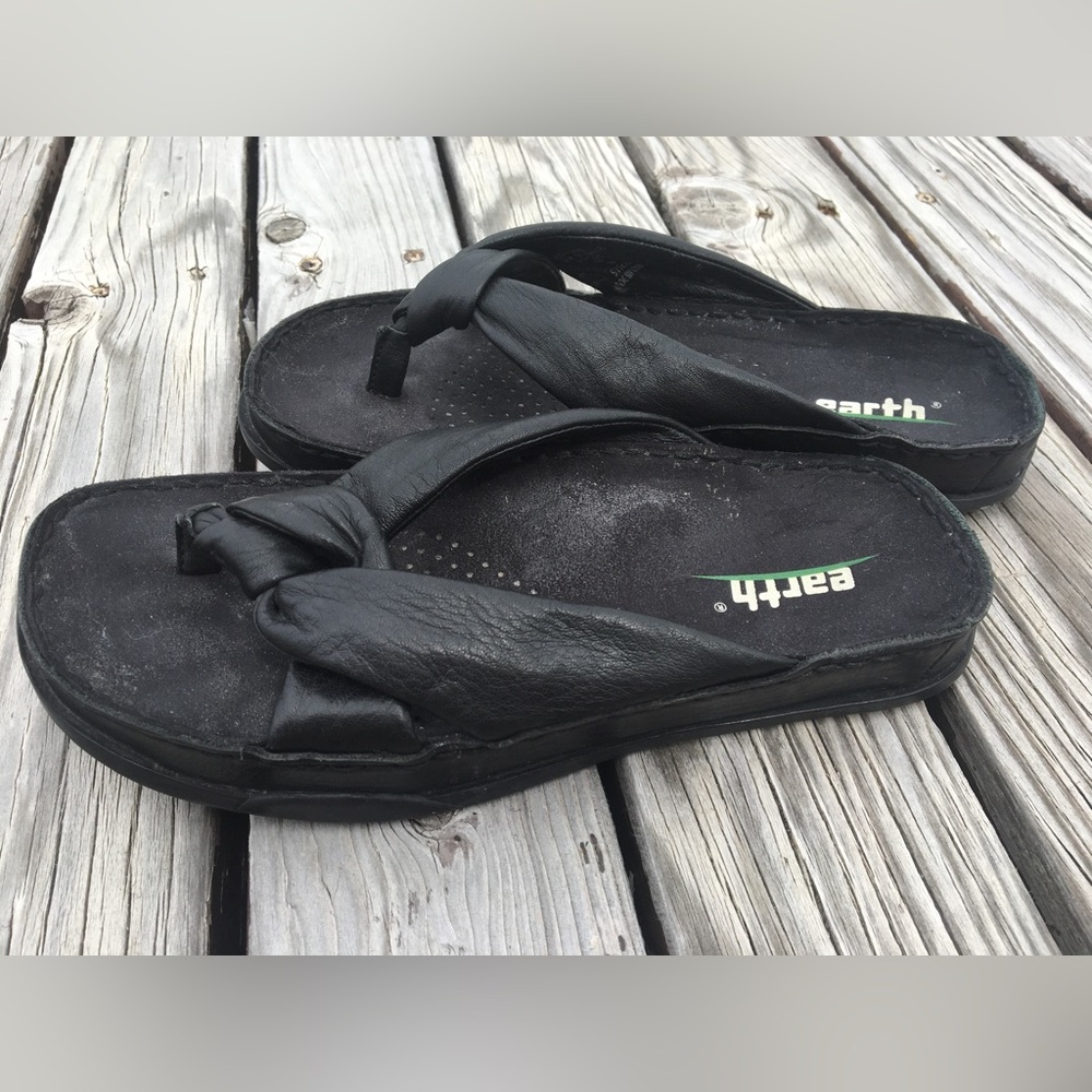 Earth Tranquil Black Earth Thong kalso Sandals size 6B womens